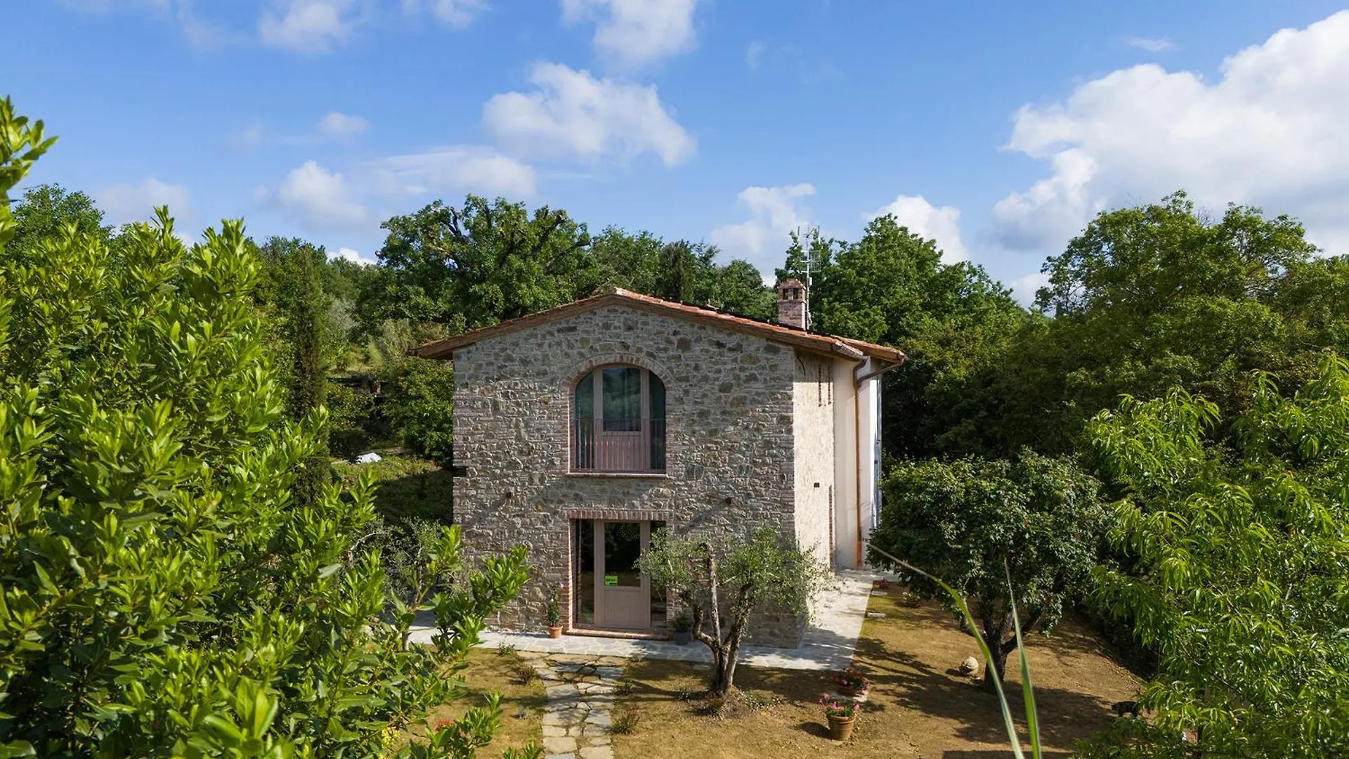 Agriturismo Podere Caneto Oliveto  Italy